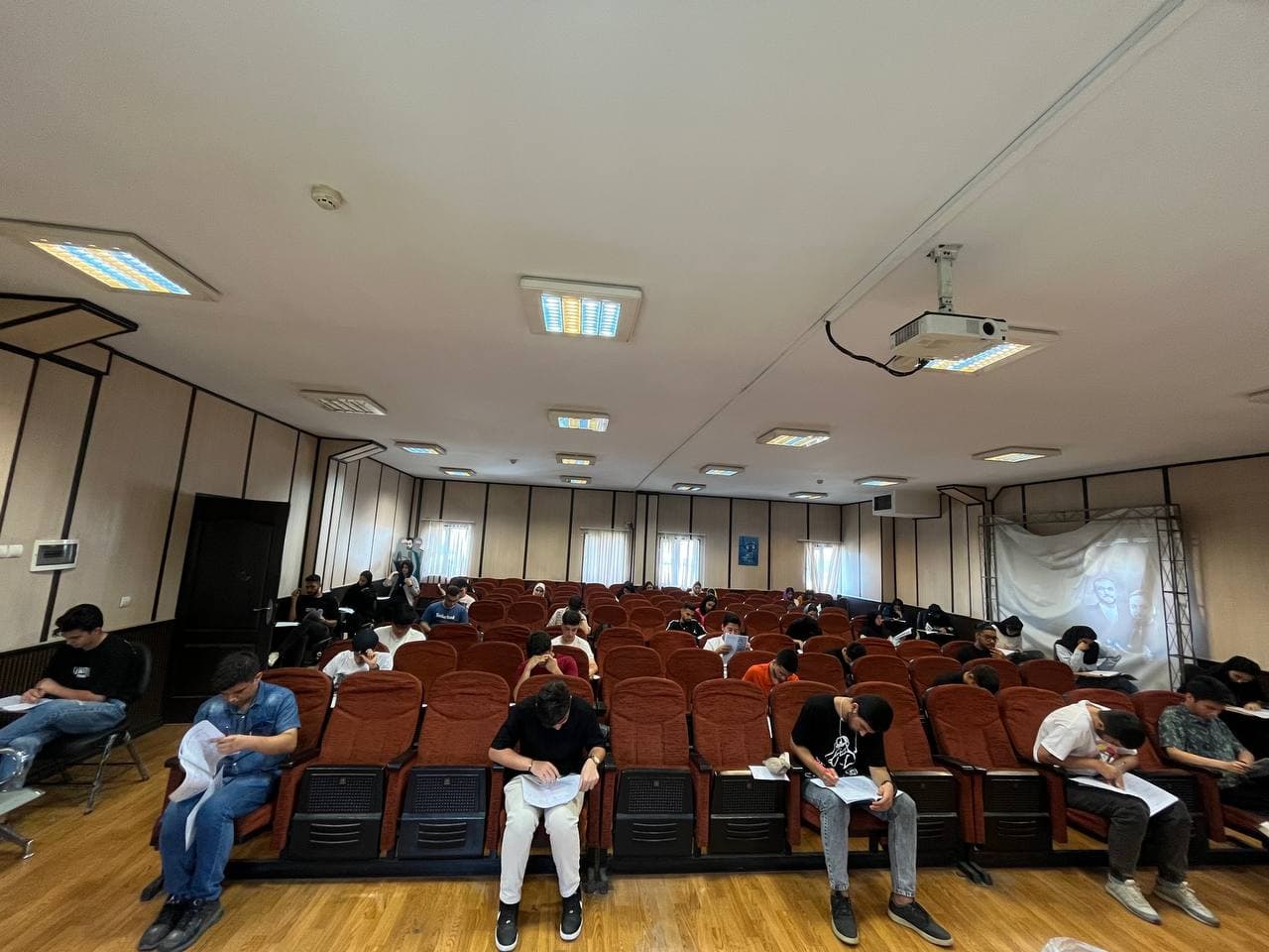 برگزاری هفتمین آزمون آزمایشی