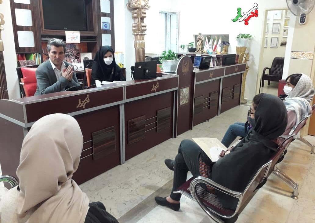 مشاوره رایگان دانش آموزان موفق هنرستان قدس در خصوص کنکور هنر